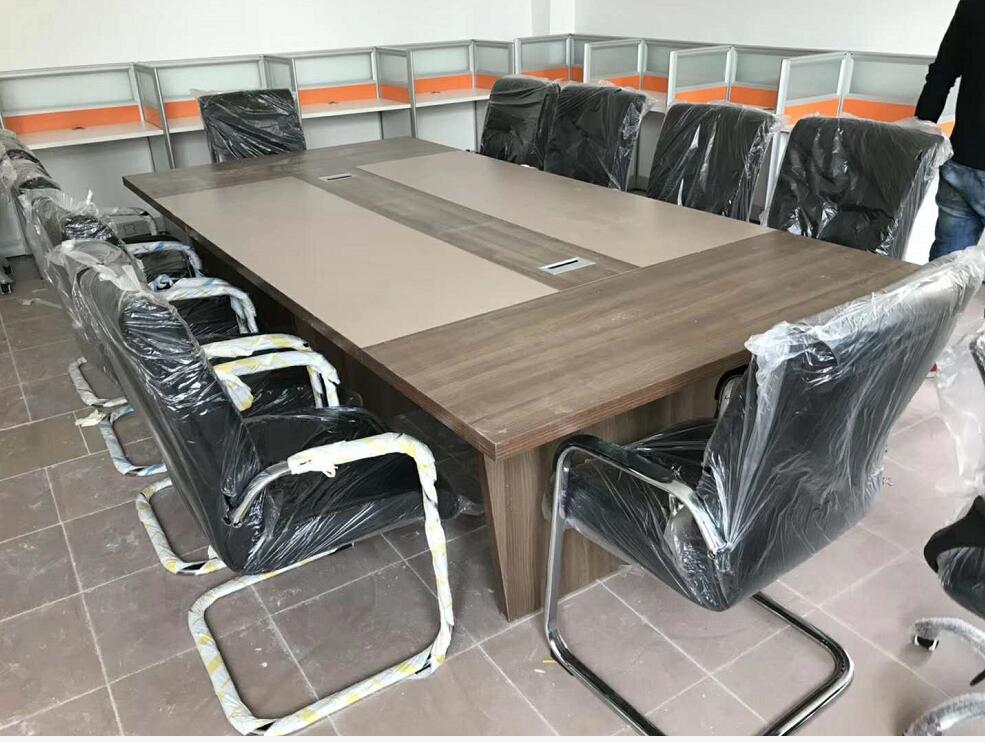 點(diǎn)擊查看商品:會議桌2